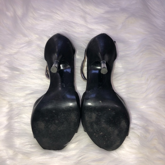 GUESS Sandal Heels - Picture 4 of 4